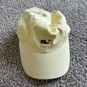 Yellow vineyard vines hat